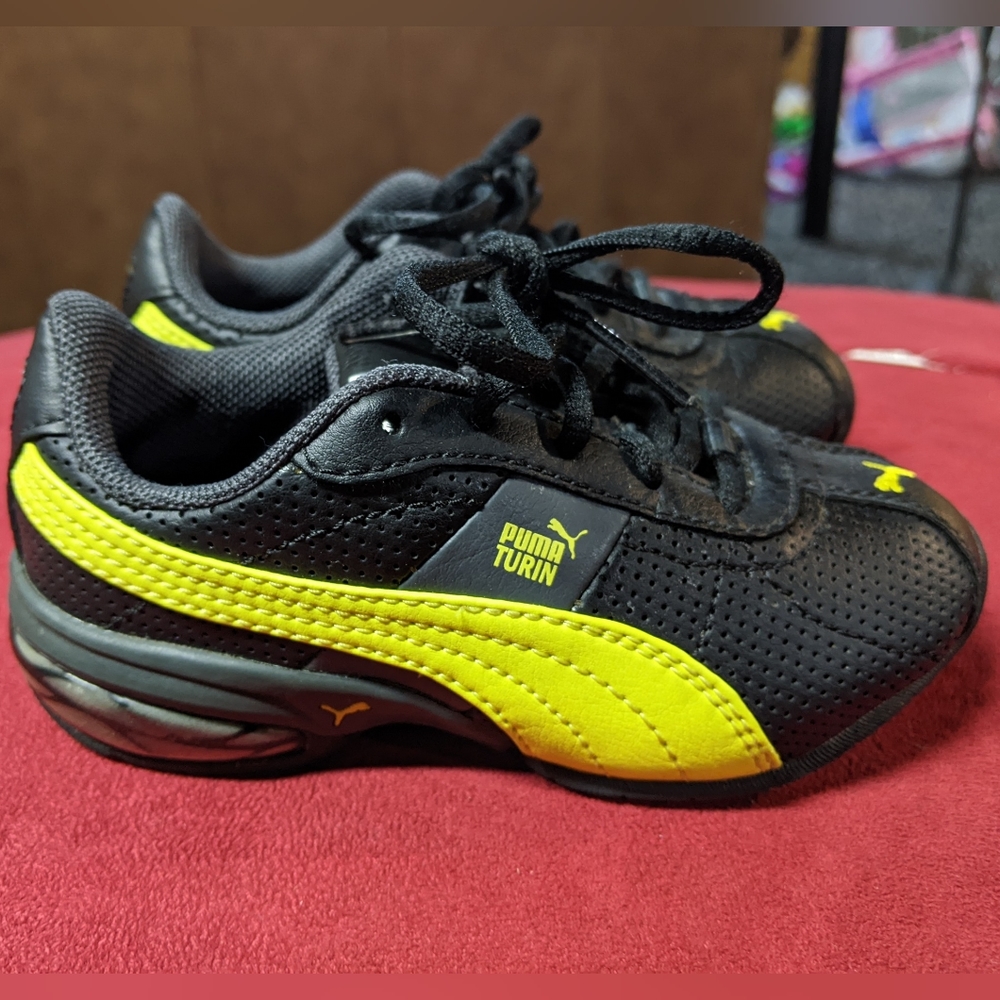 Size 7 Toddler Puma Shoes